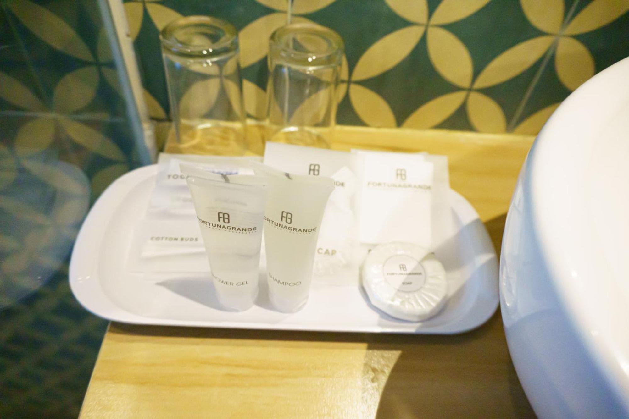 Hotel Fortunagrande Jembel Dış mekan fotoğraf